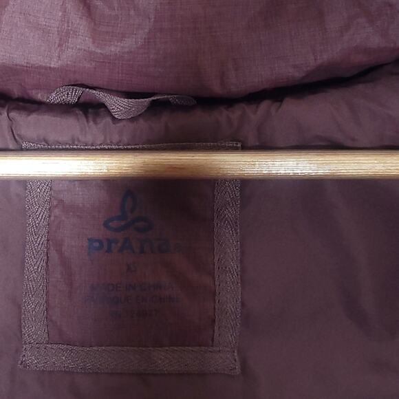 Prana Lightweight Puffer Jacket Womens XS Purple Maroon Waterproof Insulated - Picture 5 of 8